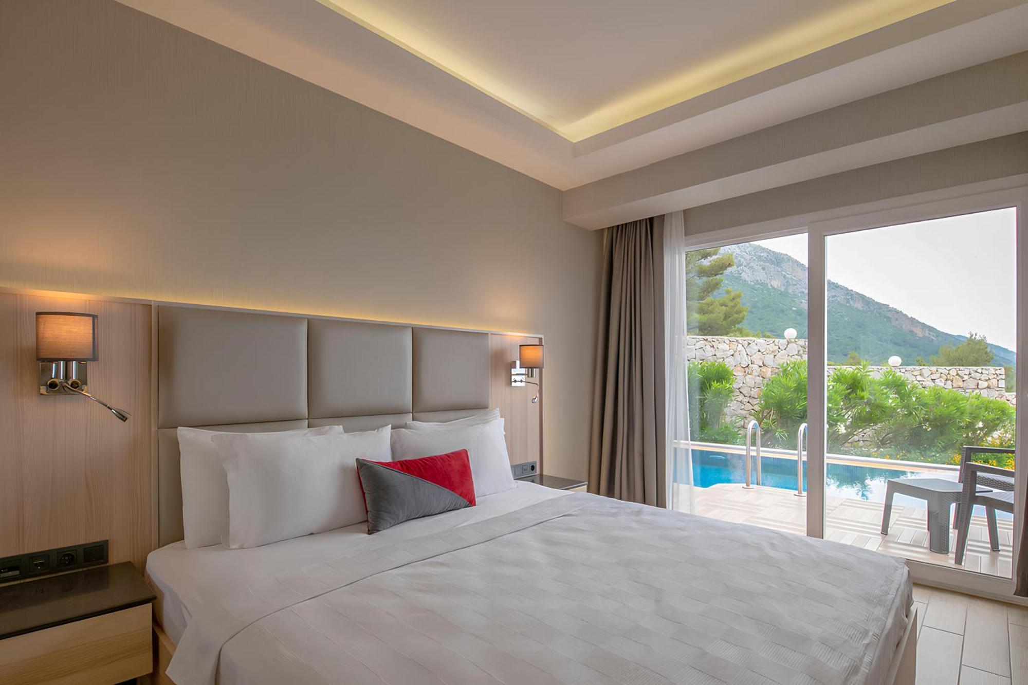 Ramada By Wyndham Fethiye Oludeniz Adult Only Hotel Exterior foto