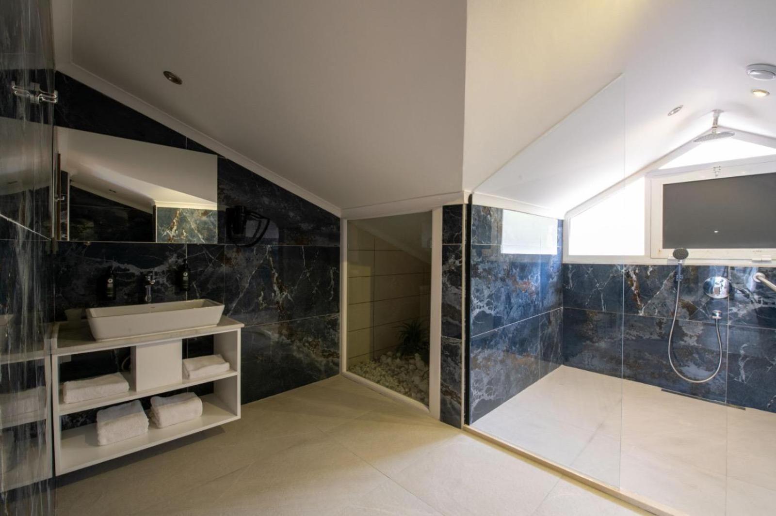 Ramada By Wyndham Fethiye Oludeniz Adult Only Hotel Exterior foto